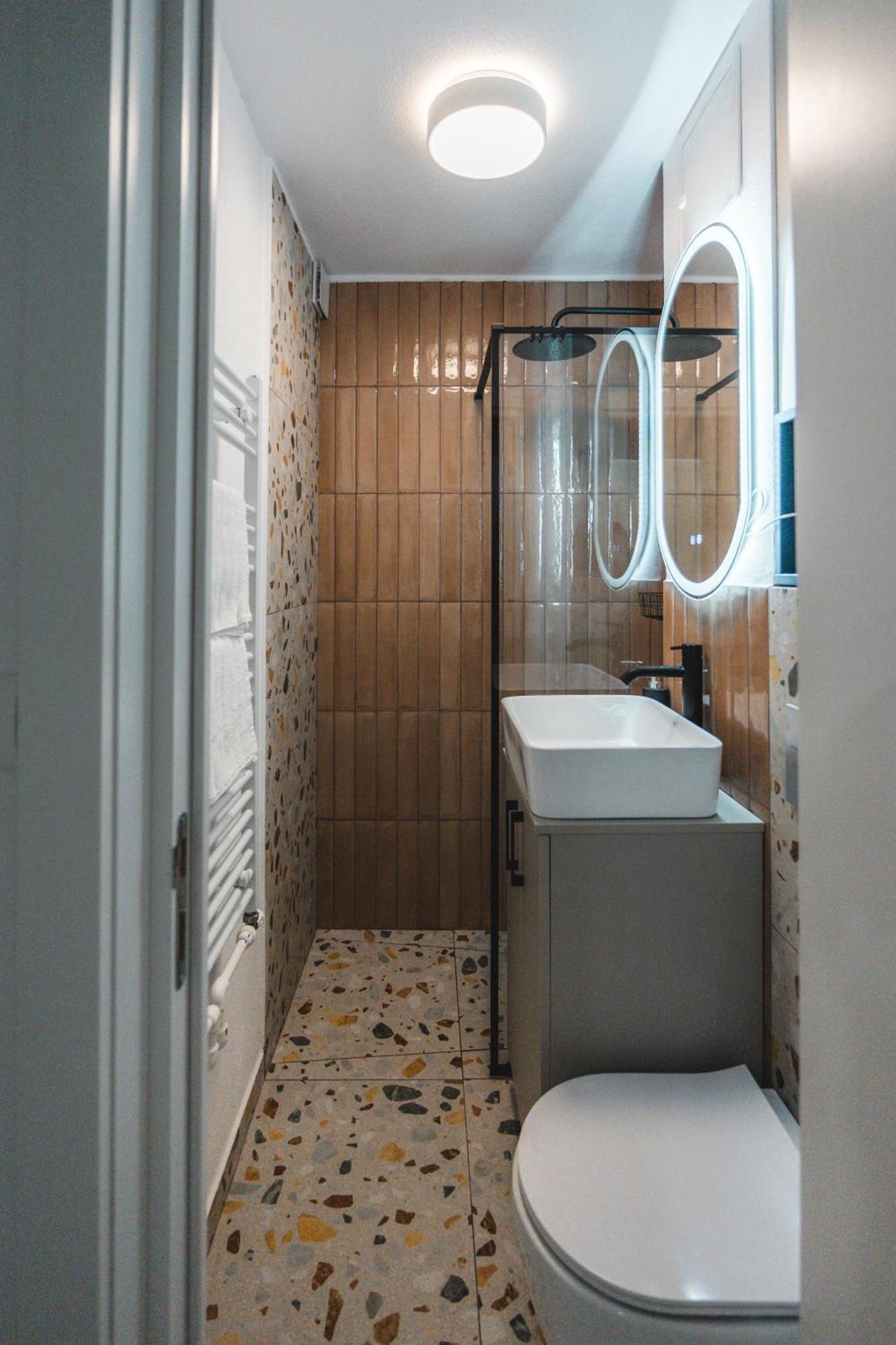 Apartament Iulia Si Alex 쿠티에데아게스 외부 사진